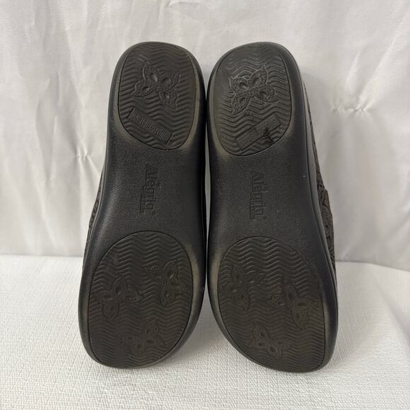 Alegria Clogs Womens Size 13 Keli Tooled Leather Comfort Slip On Brown Floral 43 - Picture 10 of 10
